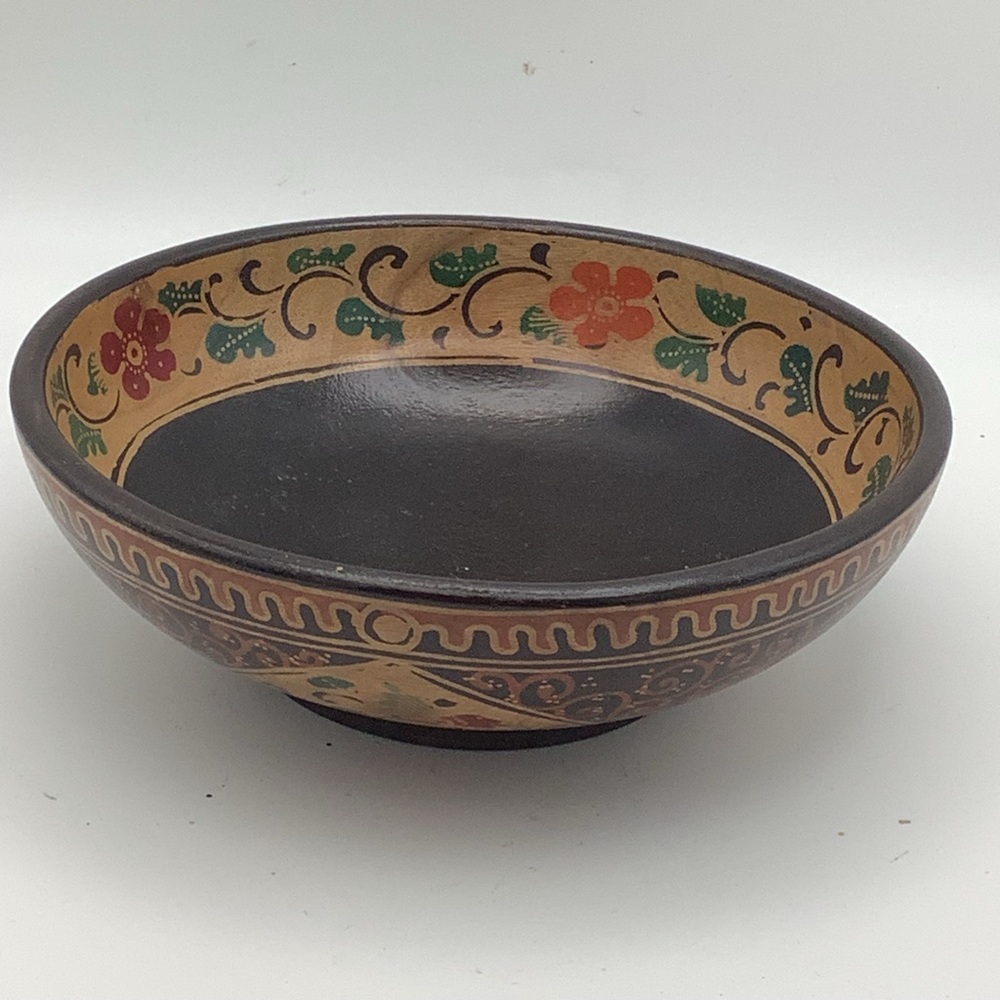 Handcrafted Batik Decorative Wood Bowl - Picture 3 of 16